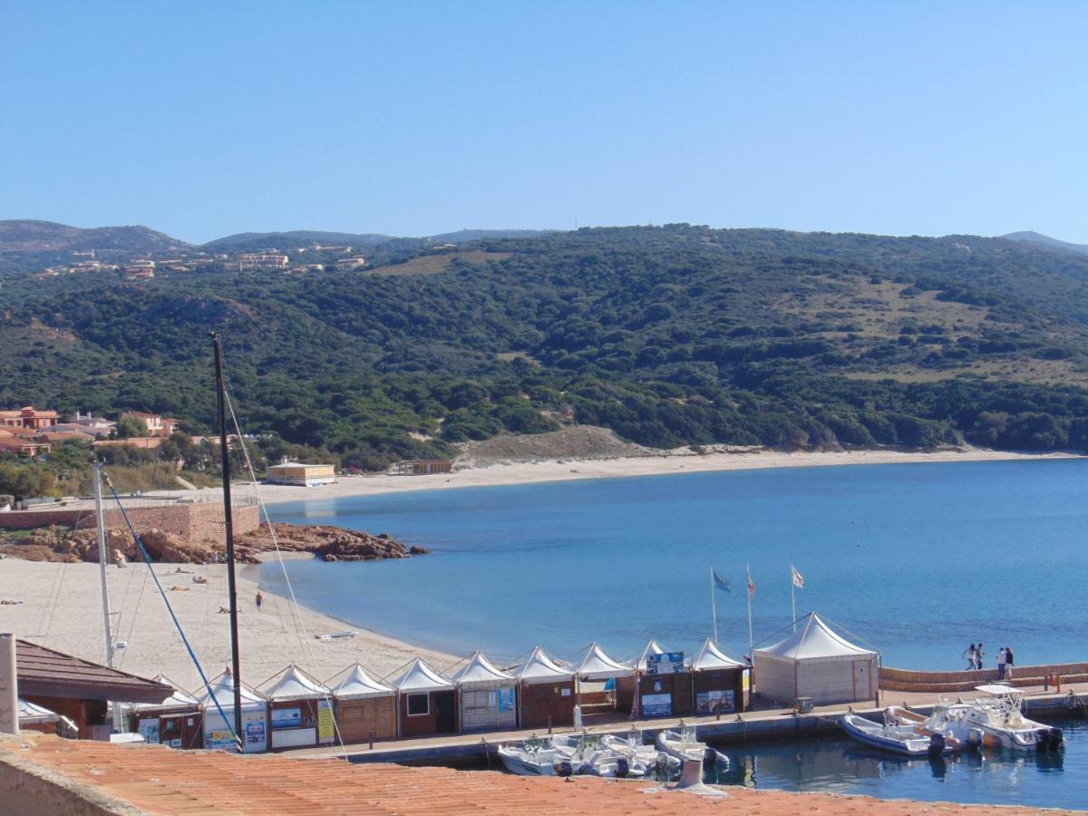 Fronte Mare Attico Indipendente Ed Esclusivo Con Terrazza Panoramica Appartement Isola Rossa Buitenkant foto